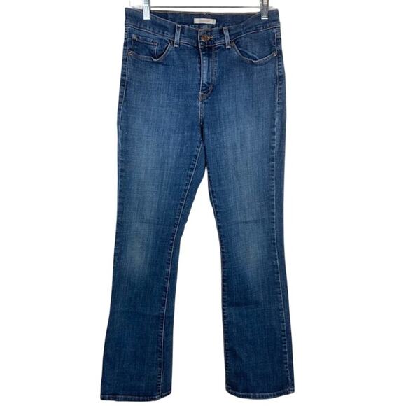 Levi's Classic Bootcut Women's Mid-Rise Jeans Size 8 - Picture 1 of 8